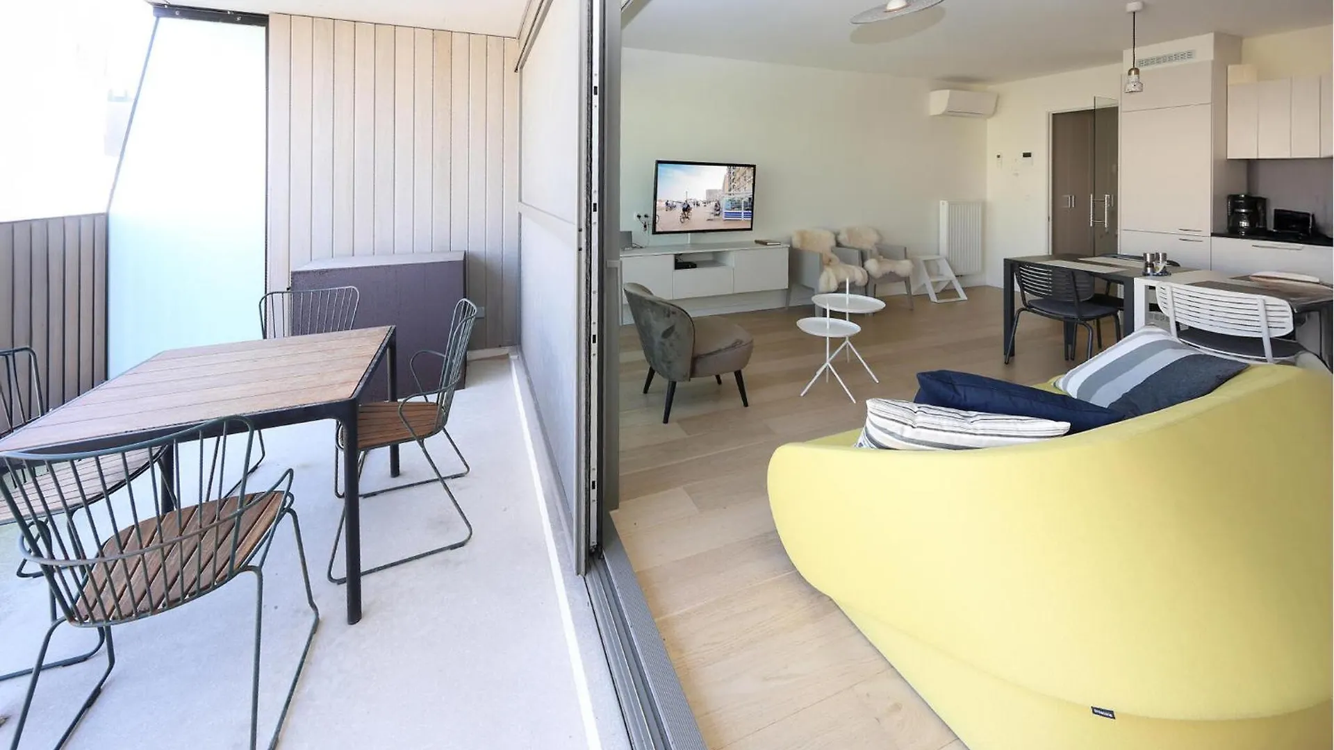 Amazing Apartment In Oostende With Heated Swimming Pool